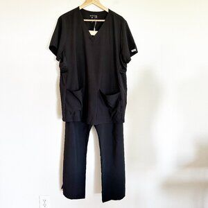 Med Couture Women's Black Scrub Ensemble